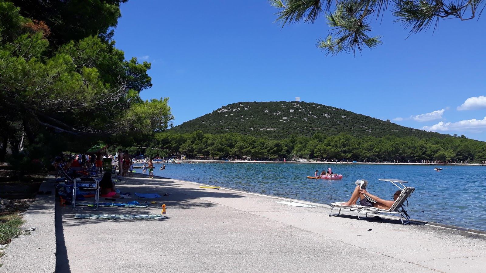 Jazina beach photo #8