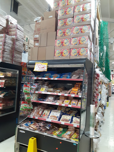 Grocery Store «THE WAREHOUSE FOOD MARKET», reviews and photos, 538 W 119th St, Chicago, IL 60628, USA