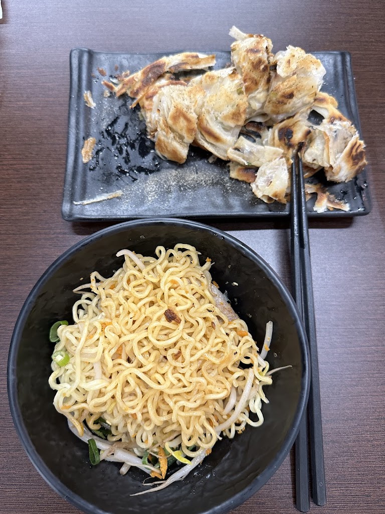 錢進撈撈麵 的照片