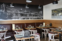 Atmosphère du Restaurant Eden Coffee House à Saint-Laurent-du-Var - n°12