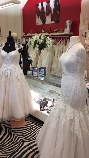 Bridal Shop «Scarlet Bridal Boutique», reviews and photos, 274 Goodman St N b135, Rochester, NY 14607, USA