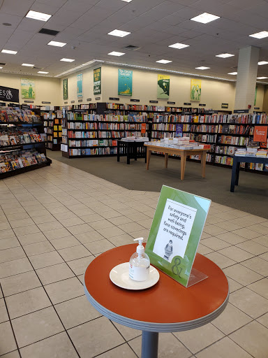 Book Store «Barnes & Noble», reviews and photos, 451 E Altamonte Dr, Altamonte Springs, FL 32701, USA