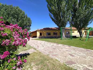 Alojamiento Rural La Arboleda - @albergue_la.arboleda Paraje de la, C. la Fuente, s/n, 42132 Noviercas, Soria, España