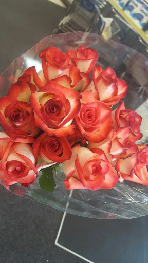 Drug Store «Walgreens», reviews and photos, 721 Gregory Ln, Pleasant Hill, CA 94523, USA