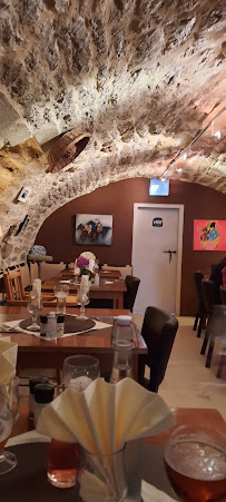 Atmosphère du Restaurant Les Capucins à Turenne - n°3