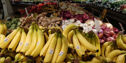 Shopping Mall «Marsh Manor Shopping Center», reviews and photos, 3700 Florence St, Redwood City, CA 94063, USA