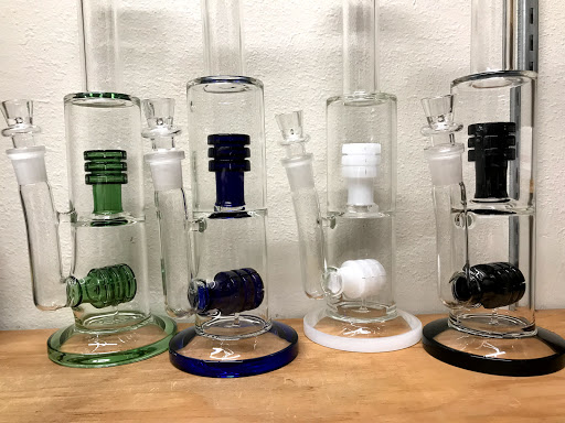 Tobacco Shop «City Smoke Shop», reviews and photos, 4001 Wilshire Blvd, Los Angeles, CA 90010, USA