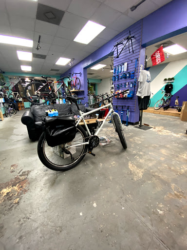 Bicycle Store «City Bike Tampa», reviews and photos, 208 E Cass St, Tampa, FL 33602, USA