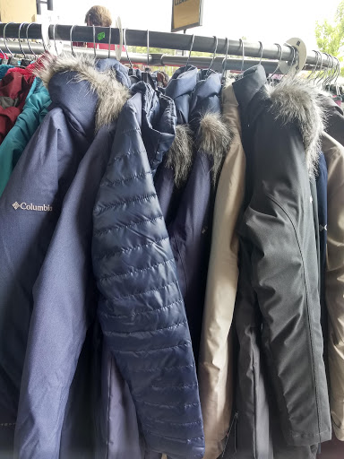 Sportswear Store «Columbia Sportswear Outlet Store at Bend Factory Stores», reviews and photos, 61334 S Hwy 97 #440, Bend, OR 97702, USA