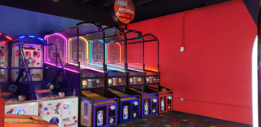 Video Arcade «Round 1», reviews and photos