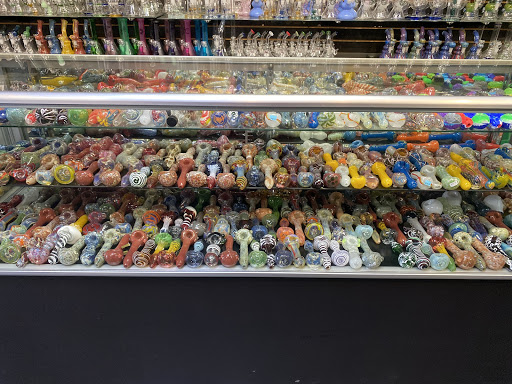 Tobacco Shop «Puffs Smoke Shop», reviews and photos, 9458 Whittier Blvd, Pico Rivera, CA 90660, USA