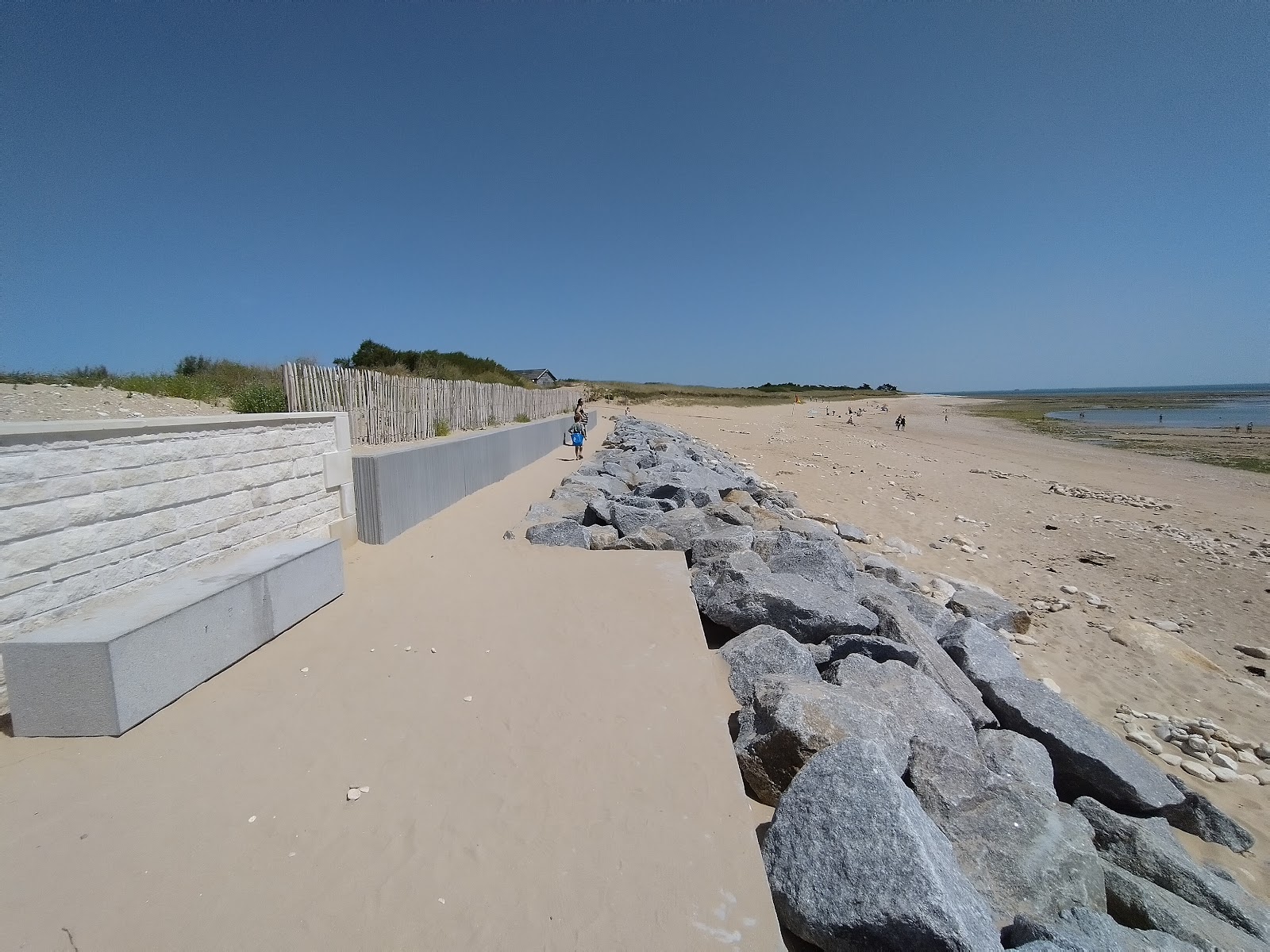 Plage de Montamer photo #8