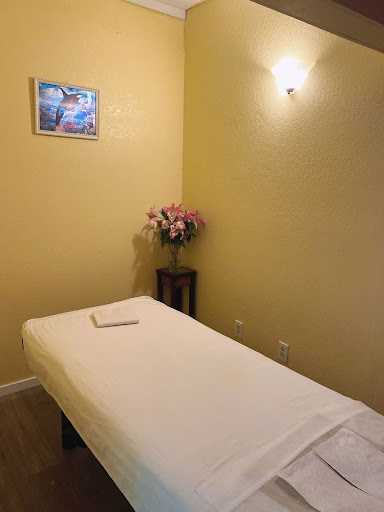 Massage Spa «Los Gatos Foot Spa», reviews and photos, 654 N Santa Cruz Ave # D, Los Gatos, CA 95030, USA