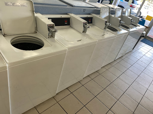 Laundromat «Downtown Cleaners and Coin Laundry», reviews and photos, 612 NE 2nd St, Fort Lauderdale, FL 33301, USA
