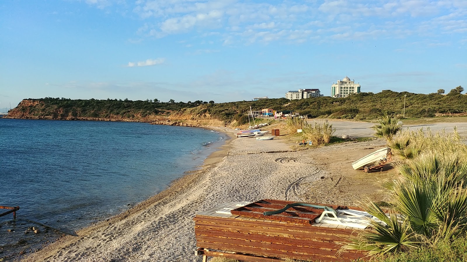 Didim beach IV的照片 带有碧绿色纯水表面