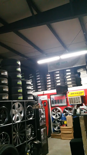 Tire Shop «American Tint & Tire & Glass», reviews and photos, 165 S 6th St, Coalinga, CA 93210, USA
