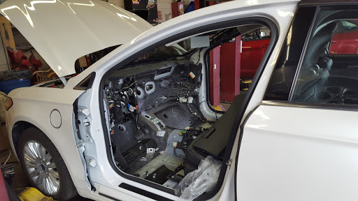 Ford Dealer «AutoNation Ford Valencia», reviews and photos, 23920 Creekside Rd, Valencia, CA 91355, USA