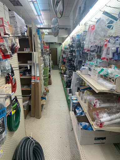 Hardware Store «Ideal Hardware & Paint Center», reviews and photos, 3909 Cuming St, Omaha, NE 68131, USA