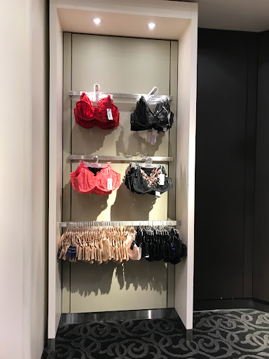 Department Store «Nordstrom», reviews and photos, 4937 Old Orchard Shopping Center, Skokie, IL 60077, USA