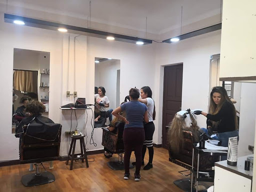 Curly hair salons Cochabamba