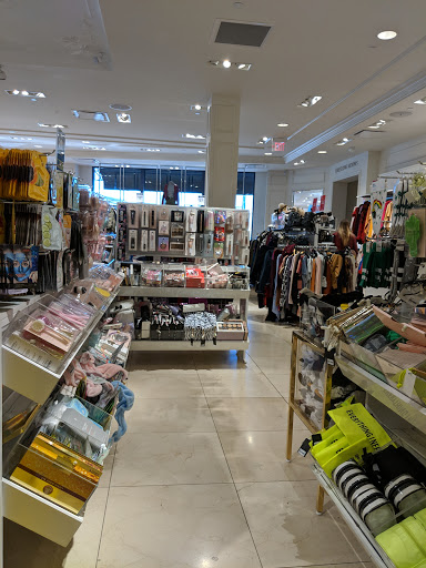 Clothing Store «Forever 21», reviews and photos, 1192 Locust St, Walnut Creek, CA 94596, USA