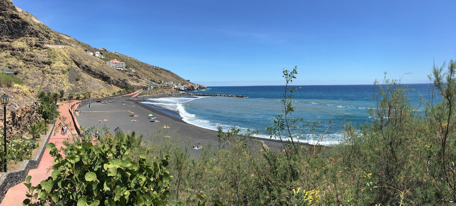 Foto de Playa de la Nea e o assentamento