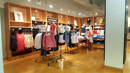 Clothing Store «J.Crew», reviews and photos, 9595 Six Pines Dr #840, The Woodlands, TX 77380, USA