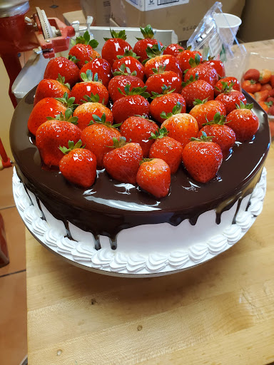 Grocery Store «Juarez Baking», reviews and photos, 1068 N Waco Ave, Wichita, KS 67203, USA