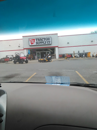 Home Improvement Store «Tractor Supply Co.», reviews and photos, 5743 W Tennessee St, Tallahassee, FL 32304, USA