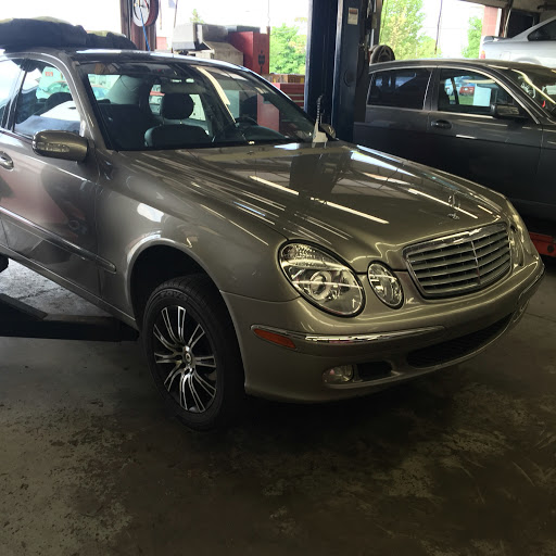 Auto Repair Shop «Advanced Auto Sports», reviews and photos, 38410 Grand River Ave Unit G, Farmington Hills, MI 48335, USA