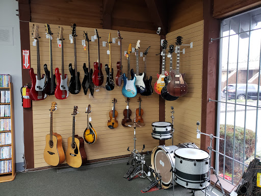 Pawn Shop «SILVER LINING JEWELRY AND LOAN GRESHAM», reviews and photos, 300 SE 181st Ave, Portland, OR 97233, USA