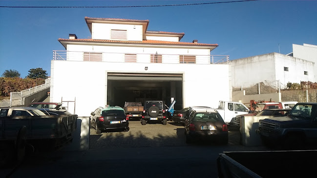 Oficina Auto Carlos Veiga - Alijó