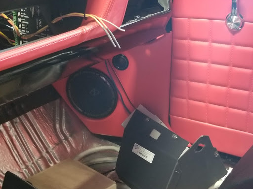 Car Stereo Store «WOW Electronics», reviews and photos, 21165 Gratiot Ave, Eastpointe, MI 48021, USA