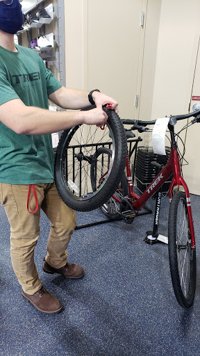 Bicycle Store «Trek Bicycles of Raleigh», reviews and photos, 10911 Raven Ridge Rd # 107, Raleigh, NC 27614, USA