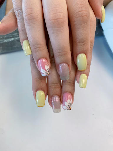 Nail Salon «Elite Nail Salon», reviews and photos, 1 Meadow Rd, Florida, NY 10921, USA