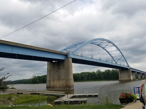 111 Front St, McGregor, IA 52157, USA