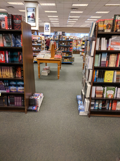 Book Store «Barnes & Noble», reviews and photos, 801 W 15th St E, Plano, TX 75075, USA