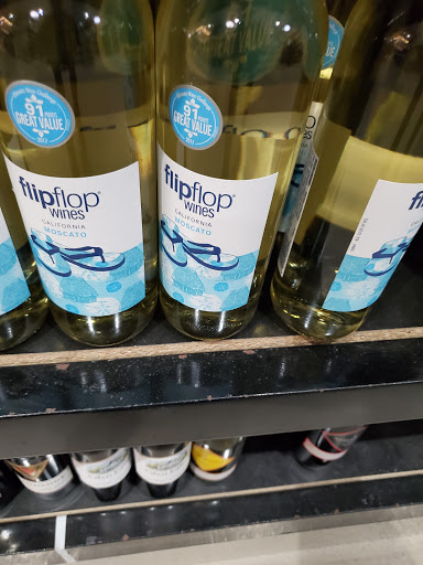 Liquor Store «BevMax Port Chester», reviews and photos, 449 Boston Post Rd, Port Chester, NY 10573, USA