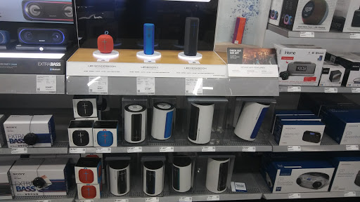 Electronics Store «Best Buy», reviews and photos, 12909 Shops Pkwy, Bee Cave, TX 78738, USA