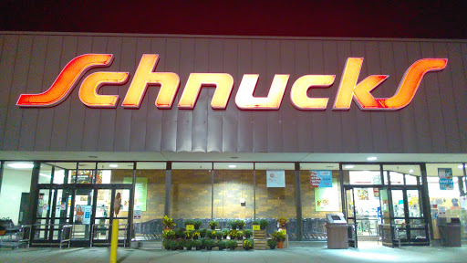 Schnucks, 1160 Shackelford Rd, Florissant, MO 63031, USA, 