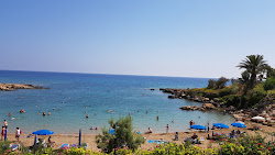 Photo de Vrysoudia beach avec petite baie