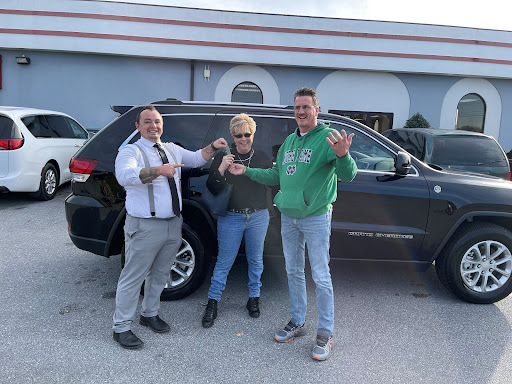 Jeep Dealer «Marlow Motor Company», reviews and photos, 707 N Commerce Ave, Front Royal, VA 22630, USA