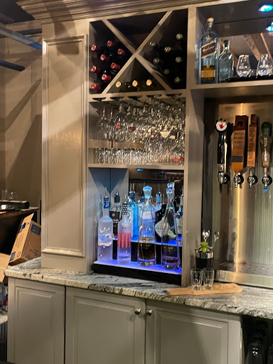 Cigar Shop «Executive Cigar Shop & Lounge», reviews and photos, 837 E New Haven Ave, Melbourne, FL 32901, USA