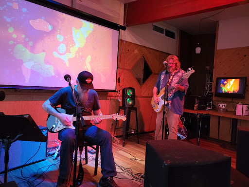 Chinese Restaurant «Wing Wa Restaurant & Lounge», reviews and photos, 330 U.S. 101, Depoe Bay, OR 97341, USA