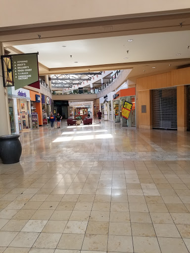 Shopping Mall «Superstition Springs Center», reviews and photos, 6555 E Southern Ave, Mesa, AZ 85206, USA