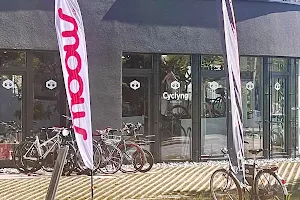 Cyclyng Bike & Café image