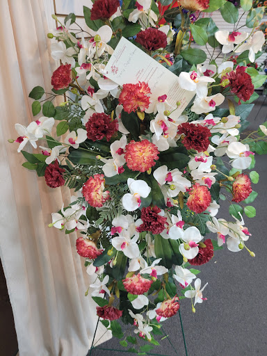 Florist «Camden Florist», reviews and photos, 212 W Main St, Camden, TN 38320, USA