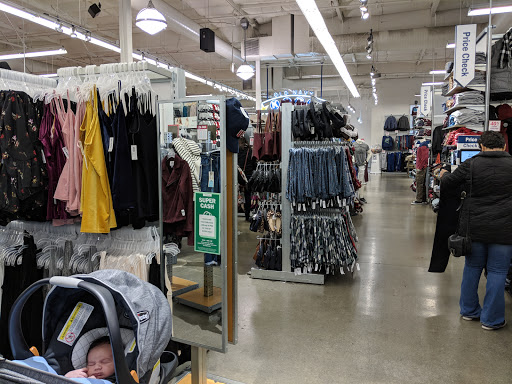 Clothing Store «Old Navy», reviews and photos, 1101 El Camino Real, Redwood City, CA 94063, USA