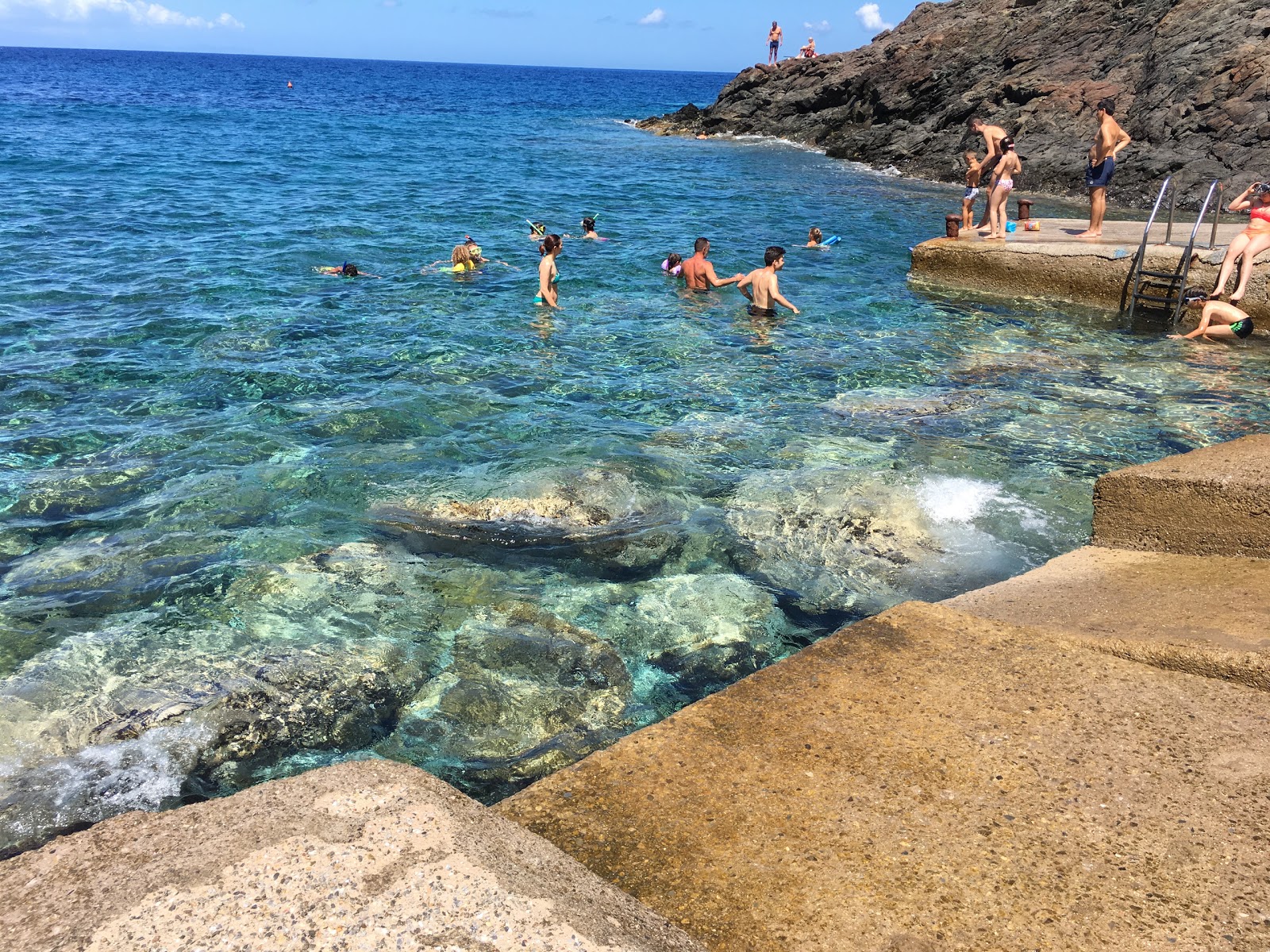 Foto von Spiaggia di Patresi annehmlichkeitenbereich