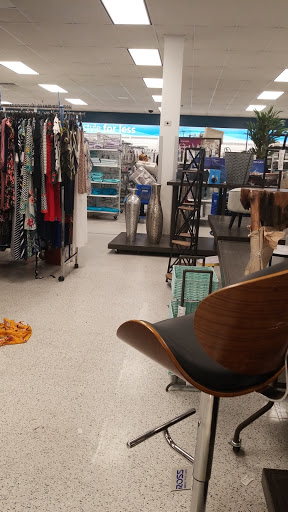 Clothing Store «Ross Dress for Less», reviews and photos, 17084 Slover Ave, Fontana, CA 92337, USA